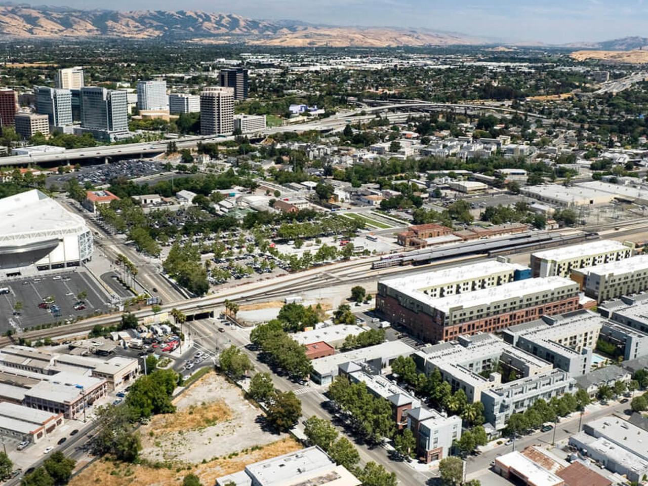 Aerial view over Midtown San José showing Plant 51's location near Diridon Station and downtown